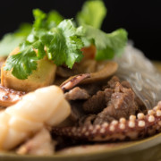 17. 辣味杂烩粉丝煲 Combination Meats with Vermicelli Casserole