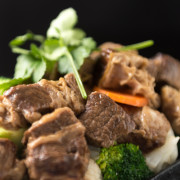 4. 爆炒香辣牛腩 Stir Fried Beef Brisket with Vegetables