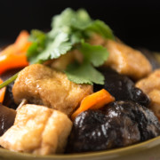 9. 冬菇豆腐煲 Chinese Mushrooms with Deep Fried Tofu Casserole